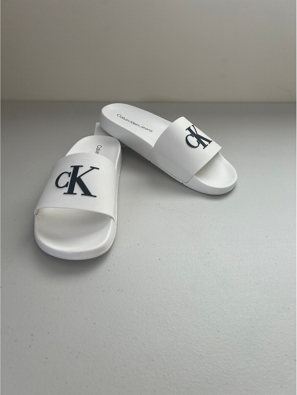 Calvin Klein Women's Arin Logo Beach Slide Sandals - White, Size, 11